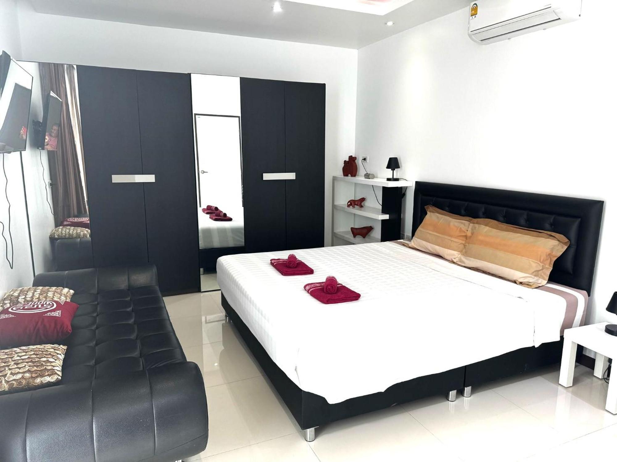 Villa Cheloni 2 Bedrooms Kamala Beach Exterior foto